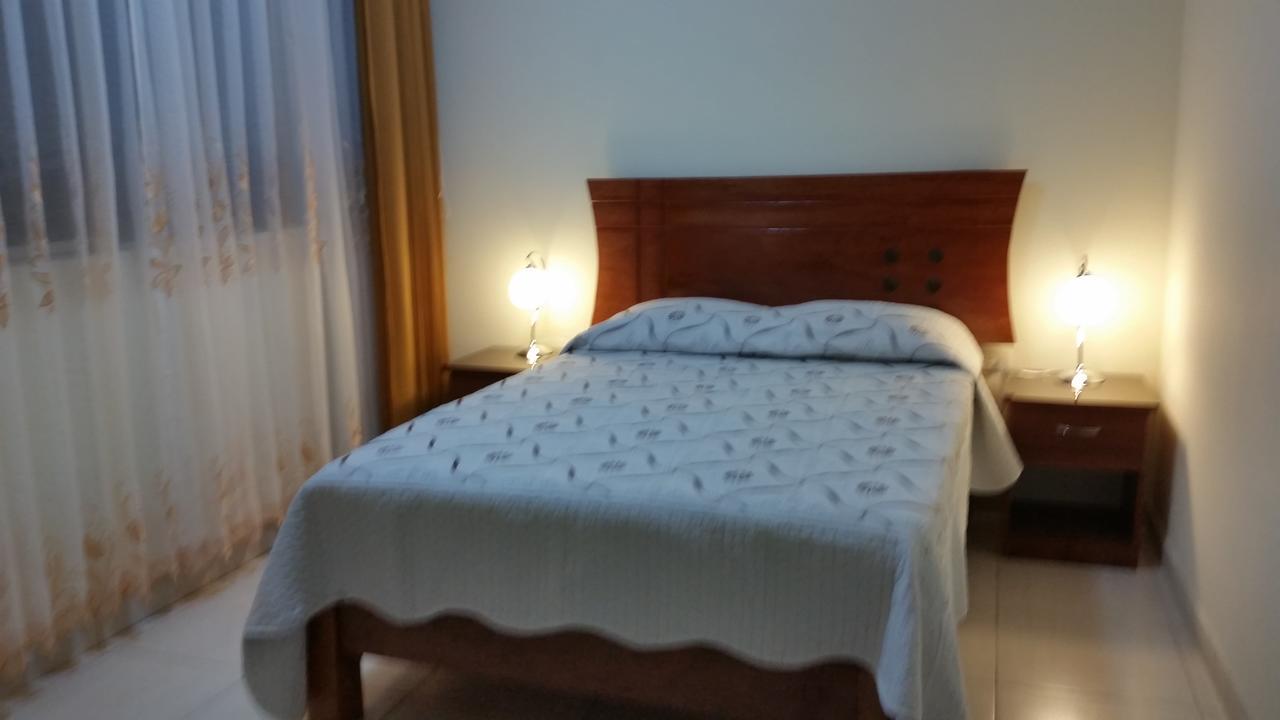 El Parque Hotel อันดาอวยลัส ภายนอก รูปภาพ