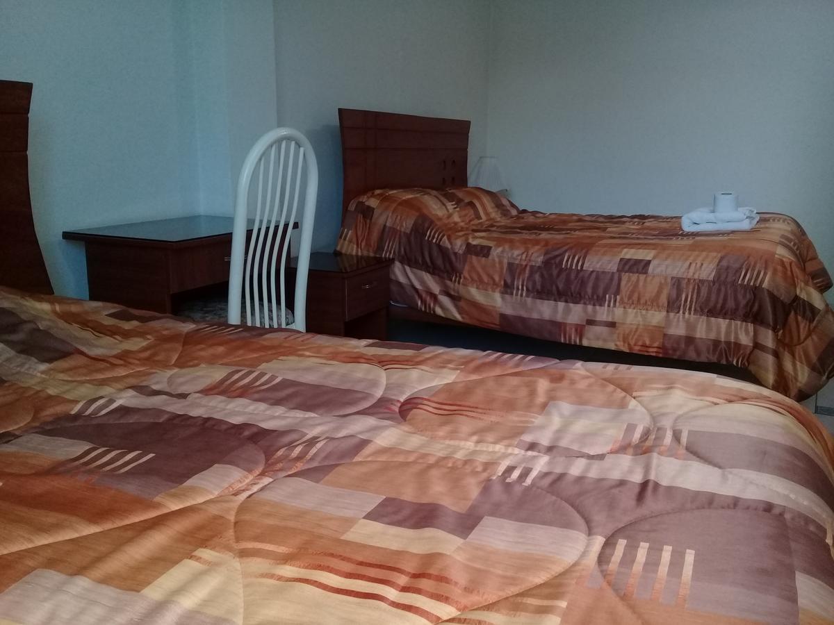 El Parque Hotel อันดาอวยลัส ภายนอก รูปภาพ