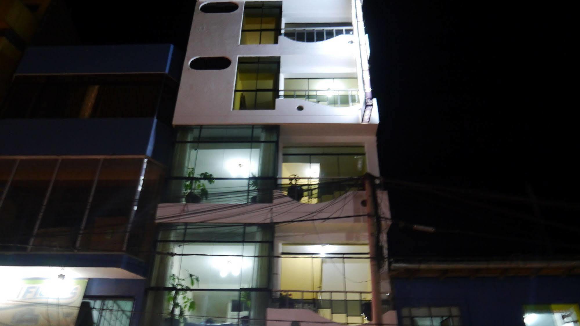 El Parque Hotel อันดาอวยลัส ภายนอก รูปภาพ