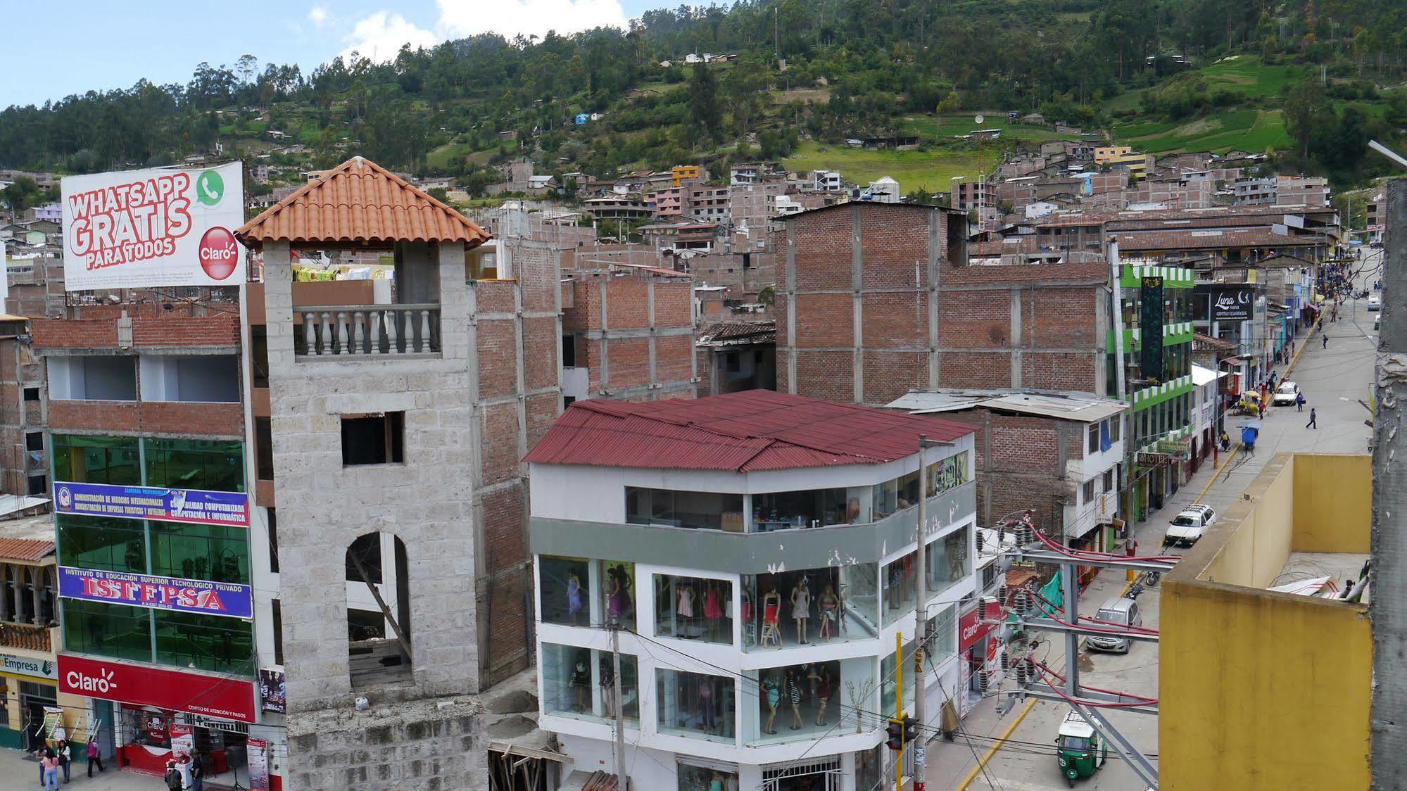 El Parque Hotel อันดาอวยลัส ภายนอก รูปภาพ